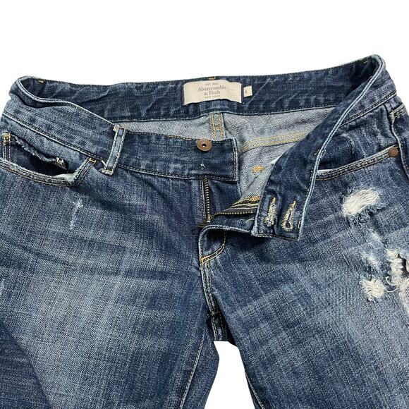 Abercrombie and Fitch Womens Jeans Size 4 Distressed Capri Blue Jeans Dark Wash - Picture 3 of 12